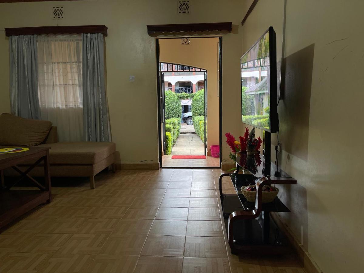 Easy Sleep Guesthouse Kitale Ngoại thất bức ảnh
