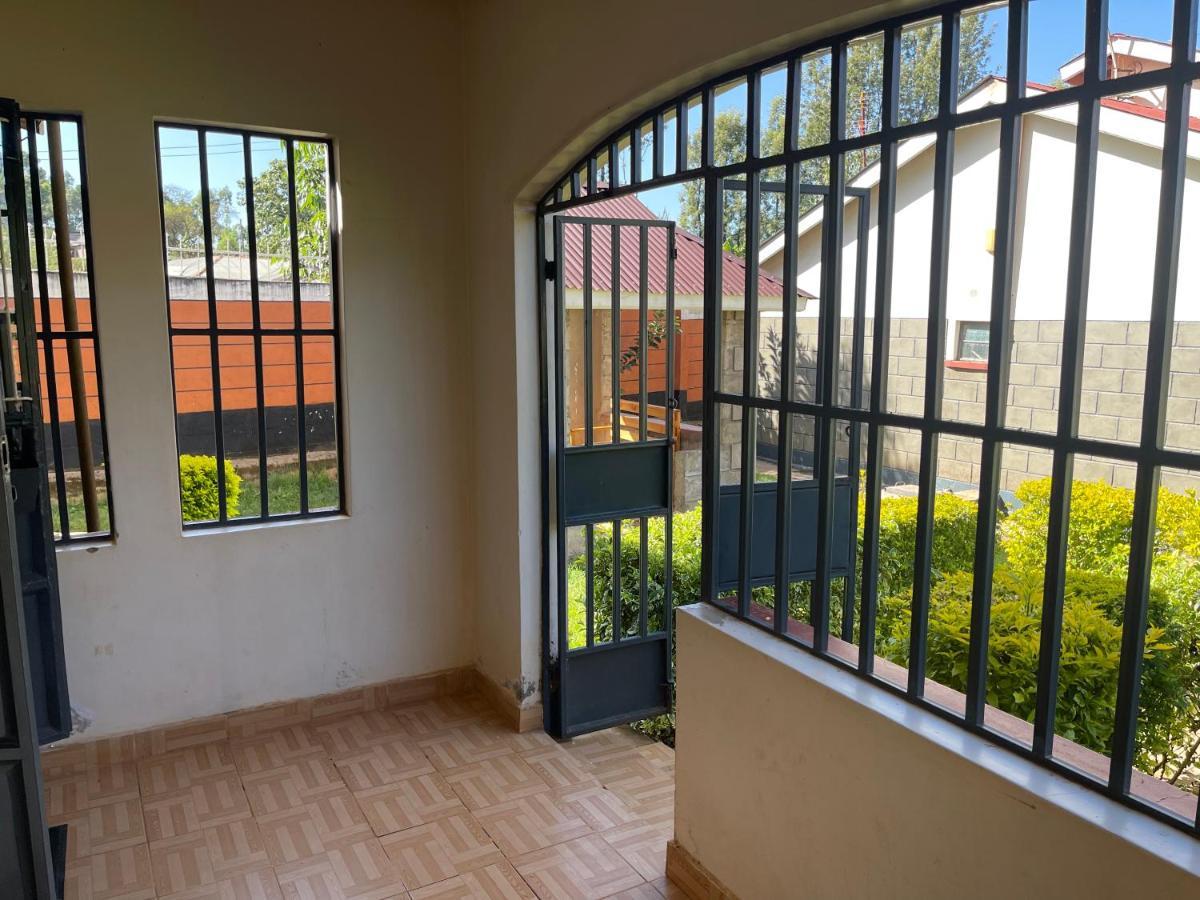 Easy Sleep Guesthouse Kitale Ngoại thất bức ảnh