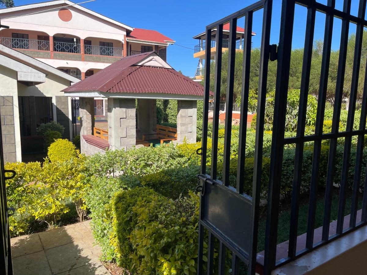 Easy Sleep Guesthouse Kitale Ngoại thất bức ảnh
