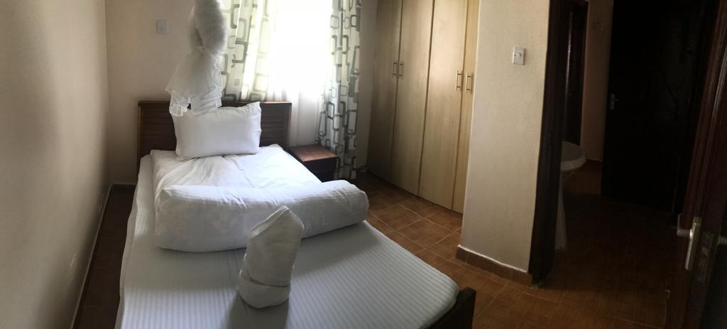Easy Sleep Guesthouse Kitale Ngoại thất bức ảnh